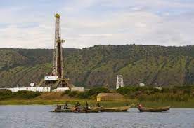 The World Bank has encouraged Uganda to go ahead with developing her oil sector despite slump in global price